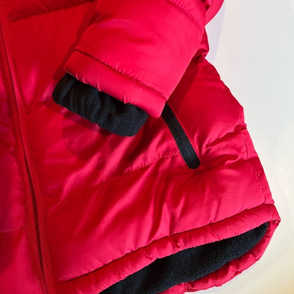 Medium ( 8 ) Red Hooded Puffy Jacket with Black Fleece Lining - Picture 5 of 8